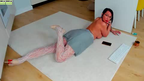 Snapshot of agatha_one chatting on July 31, 11:04 pm Agatha online show from July 31, 11:04 pm