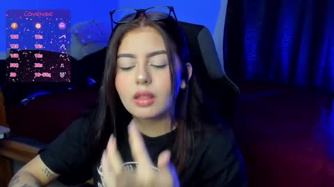 Cat online show from December 26, 5:58 am