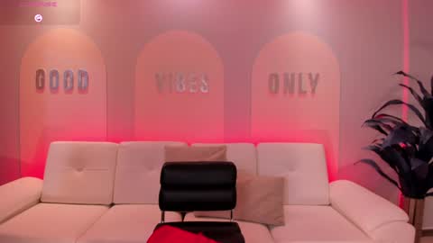 Snapshot of agathakondo chatting on February 3, 10:36 am Agatha online show from February 3, 10:36 am