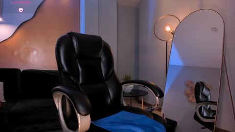 Snapshot of agathakondo chatting on February 5, 12:53 am Agatha online show from February 5, 12:53 am