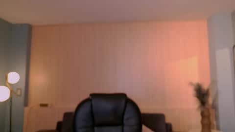 Agatha online show from December 15, 1:21 am