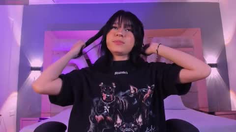 agathauwudoll online show from March 9, 3:43 am