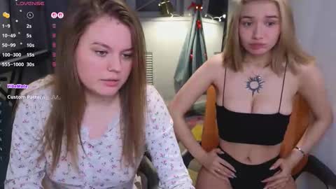 Snapshot of agatthgris chatting on March 7, 11:13 pm agatthgris online show from March 7, 11:13 pm