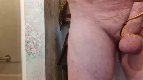 Snapshot of agedhardwood59618233 chatting on October 11, 9:35 pm agedhardwood59618233 online show from October 11, 9:35 pm