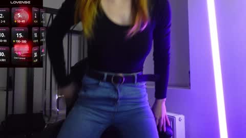 Agelina Lilly Laura online show from November 6, 5:47 pm