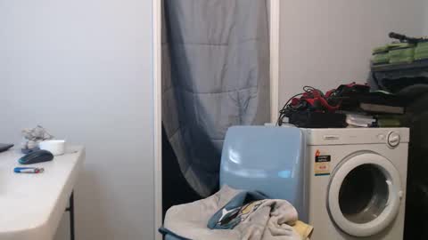 Snapshot of agharry1 chatting on February 3, 4:23 pm agharry1 online show from February 3, 4:23 pm