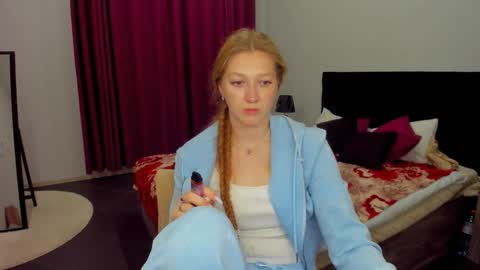 AgnesArden online show from October 18, 8:20 pm