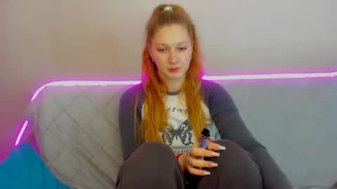 AgnesArden online show from October 28, 11:25 am