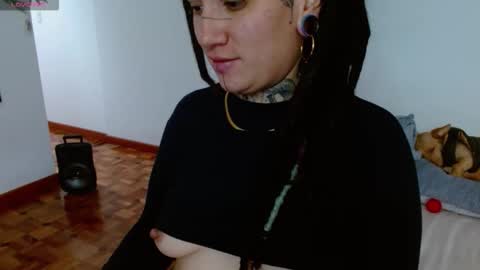 Agness online show from October 14, 5:25 pm