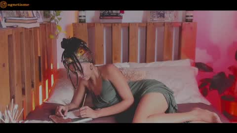 agnetism online show from December 2, 9:39 pm