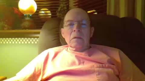 Snapshot of aguynrkfrd chatting on December 21, 10:28 am aguynrkfrd online show from December 21, 10:28 am