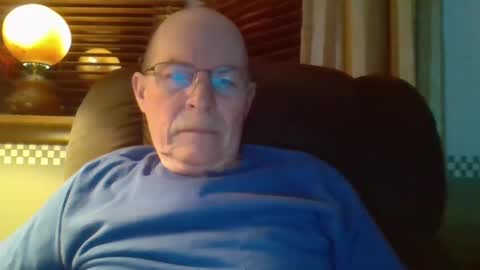 Snapshot of aguynrkfrd chatting on December 24, 10:11 am aguynrkfrd online show from December 24, 10:11 am