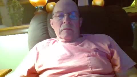 Snapshot of aguynrkfrd chatting on November 8, 10:26 am aguynrkfrd online show from November 8, 10:26 am