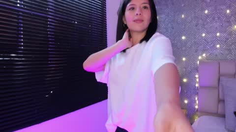 Ahmara  online show from January 16, 2:51 pm