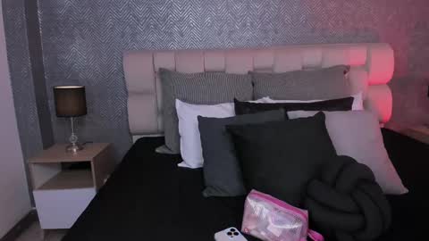 Ahmara  online show from November 20, 11:32 am