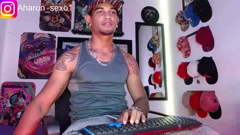 Aharon  Zamora online show from January 15, 3:00 am