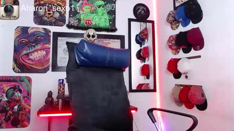 Aharon  Zamora online show from January 23, 7:00 am