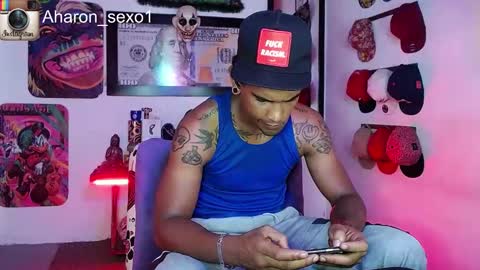 Aharon  Zamora online show from January 26, 10:57 pm