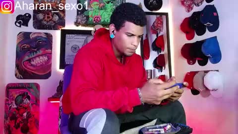 Aharon  Zamora online show from February 5, 3:23 am