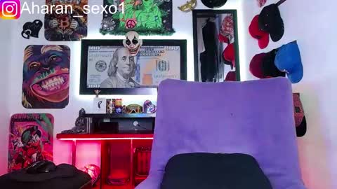 Aharon  Zamora online show from February 14, 8:21 am