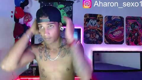 Aharon  Zamora online show from March 8, 7:05 am