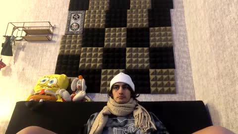 ahbehbi12 online show from December 6, 7:32 am