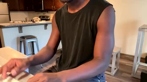 ahno online show from April 17, 6:11 pm