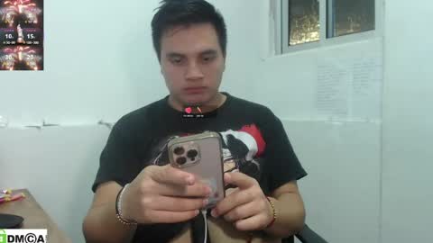 Snapshot of ahntony__69 chatting on June 23, 5:27 am ahntony 69 online show from June 23, 5:27 am