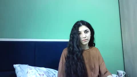 Selena online show from December 19, 8:23 am