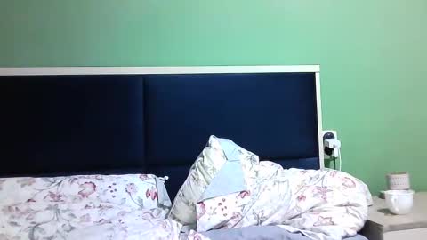 Selena online show from December 20, 1:54 pm