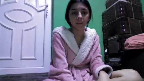 Selena online show from December 28, 5:35 pm