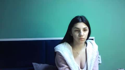 Selena online show from January 7, 5:12 am