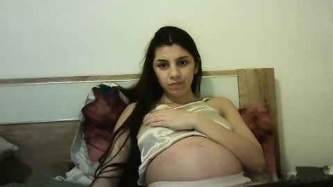 Selena online show from October 28, 8:00 pm