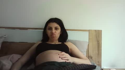 Selena online show from November 8, 8:36 am