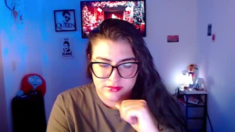 Ahriana Bluff online show from December 19, 2:51 am