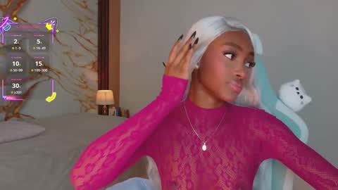 Ahvi Ebony online show from March 29, 1:22 pm