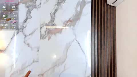 Snapshot of aidaadams chatting on January 19, 4:44 am Aida  online show from January 19, 4:44 am