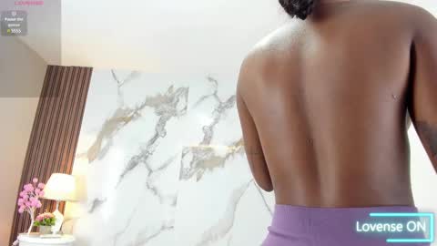 Snapshot of aidaadams chatting on March 5, 12:11 pm Aida  online show from March 5, 12:11 pm