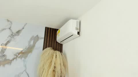 Snapshot of aidaadams chatting on March 7, 12:12 pm Aida  online show from March 7, 12:12 pm