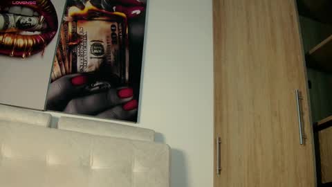 Snapshot of aidaadams chatting on September 11, 11:21 am Aida  online show from September 11, 11:21 am