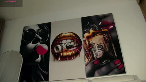 Snapshot of aidaadams chatting on September 18, 10:17 am Aida  online show from September 18, 10:17 am