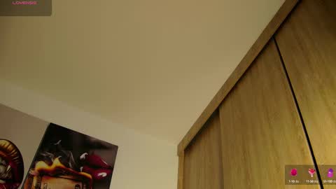 Snapshot of aidaadams chatting on September 19, 10:05 am Aida  online show from September 19, 10:05 am