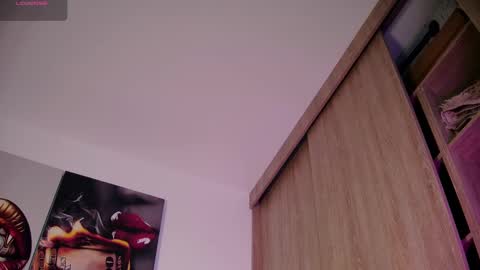 Snapshot of aidaadams chatting on September 27, 11:15 am Aida  online show from September 27, 11:15 am