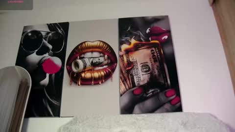 Snapshot of aidaadams chatting on October 17, 12:08 pm Aida  online show from October 17, 12:08 pm