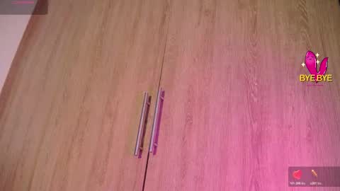 Snapshot of aidaadams chatting on October 24, 11:28 am Aida  online show from October 24, 11:28 am