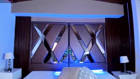 aidajoness online show from April 13, 11:48 am