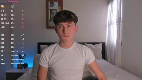 Snapshot of aidan_hale chatting on December 19, 7:07 pm A H online show from December 19, 7:07 pm