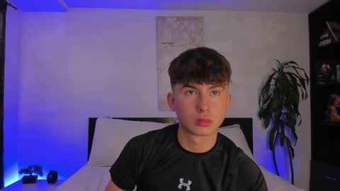 Snapshot of aidan_hale chatting on January 29, 7:22 pm A H online show from January 29, 7:22 pm