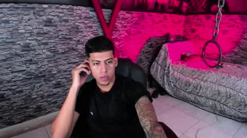 Snapshot of aiden_boy_ chatting on October 24, 5:20 pm Aiden Boy online show from October 24, 5:20 pm