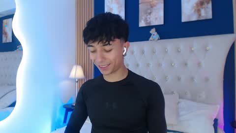 Aiden online show from April 10, 12:54 pm